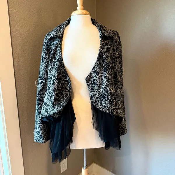 Daytrip Black and Gray Textured Women's Tulle Jacket Large - Image 3