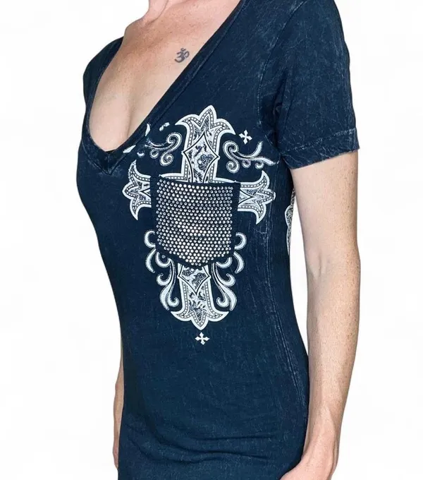 Vintage Y2K Affliction Live Fast Black Gem Rhinestone Cross Printed Tee - Image 7