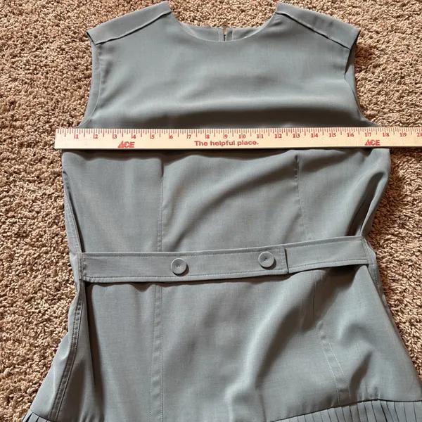 Monttotto Women's Green Pleated Dress Size Medium Work Wear Korean Designer - Image 4