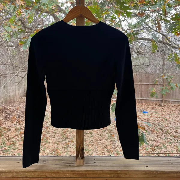 Babaton Women's Black Sculpt Knit Empire Long Sleeve Top Size M. NWOT - Image 2