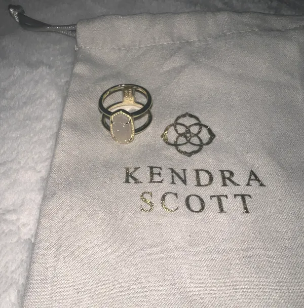 Kendra Scott Elyse Ring - Image 5