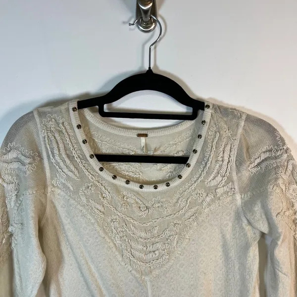 Free People Ivory Embroidered Mesh Studded Long Sleeve‎ Thermal Top Size M boho - Image 2