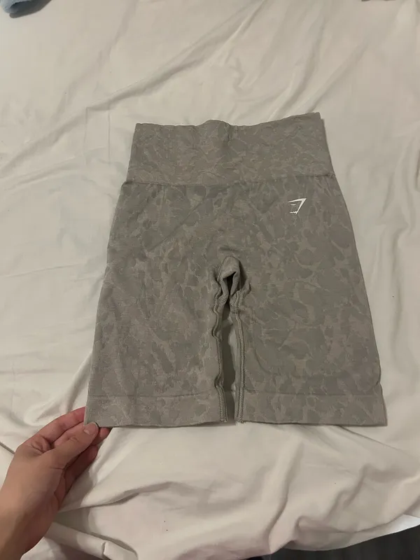 Gymshark Shorts Biker - Image 4