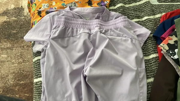 Barco One Scrub Set Purple Size M - Image 5