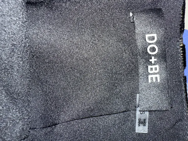 DO+BE Black and gold mini skirt - Image 3
