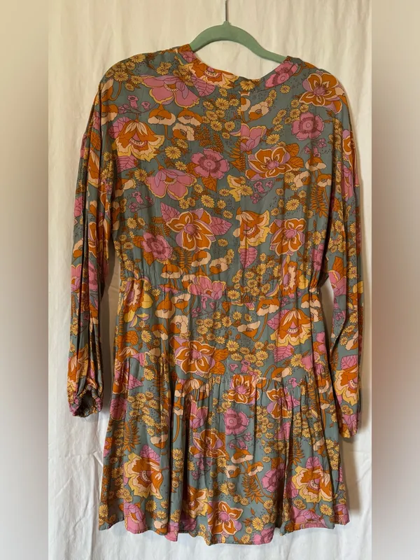 Entro Floral Boho Drawstring Waist Dress – Size M V‑Neck Long Sleeve - Image 2