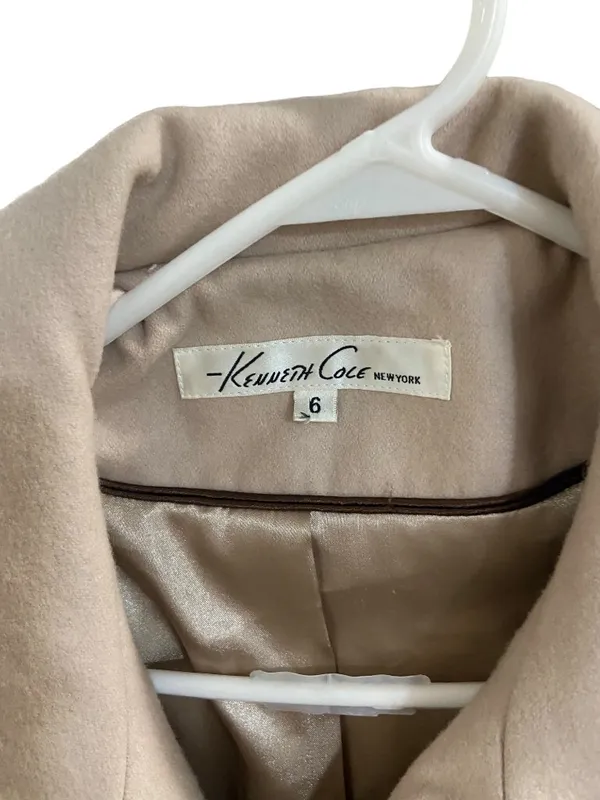 Kenneth Cole New York Peacoat Beige Size 6 Y2K Neutral Old Money Classic Preppy - Image 3