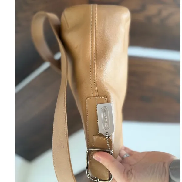 Coach Legacy Soho Tan Leather Bucket Hobo Crossbody Bag (Markings) - Image 5