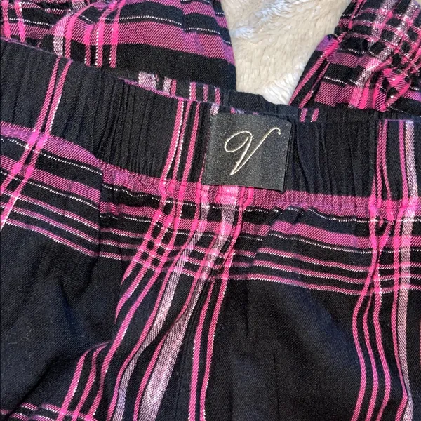Victoria’s Secret Pink & Black Plaid Pajama Pants Size L/G - Image 4