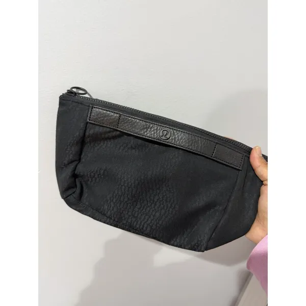 Lululemon Travel Easy Kit‎ Pouch Leather Trim Black L - Image 2