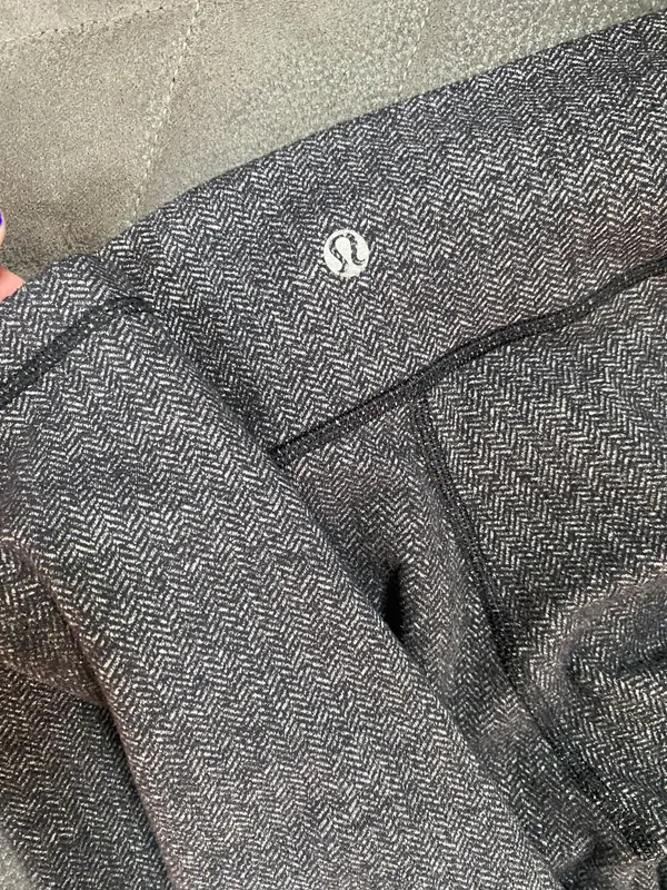 Lululemon Wunder Under Leggings - Image 3