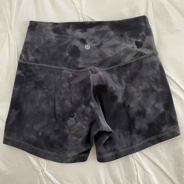 Lululemon Align Shorts - Image 2