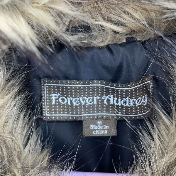 Francesca’s Collection Forever Audrey Womens Faux Fur Trim Lined Parka Coat Jack - Image 6