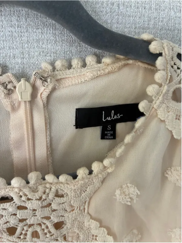 Lulus Beige Lace Mini Dress Size Small - Image 4