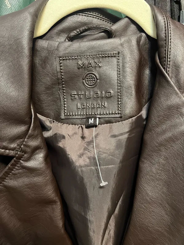 Brown leather jacket Size M - Image 2