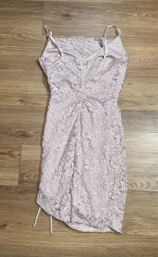 Honey and Rosie Size S Blush Pink Lace Ruched Midi Dress Bodycon - Image 2