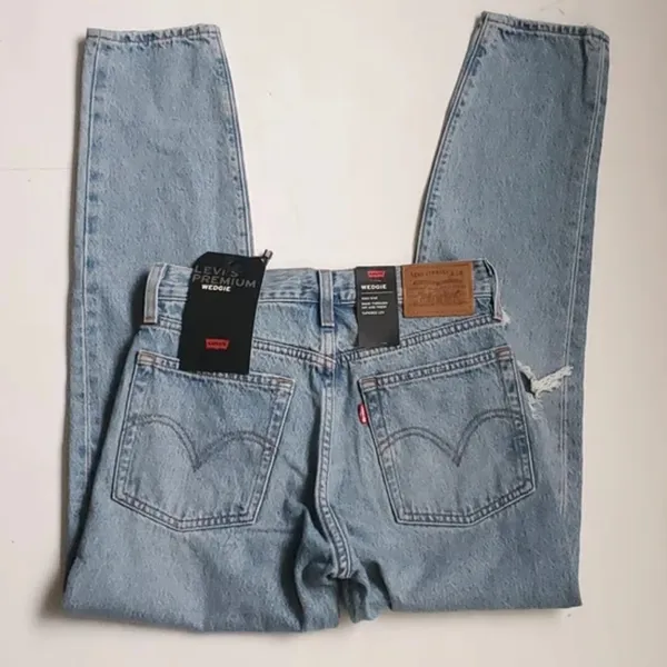 NWT LEVI’S Premium Women’s Wedgie Icon Fit Jeans In Authentically Yours Size 24 - Image 6