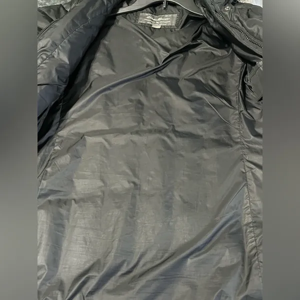 Eddie Bauer Women's Black Long Puffer Snow/Ski/Winter Jacket Size Small - Image 7