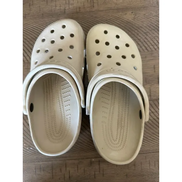 Crocs‎ Classic Clogs Off-White Bone Cream | Size Men 5 / Women 7 - Image 2