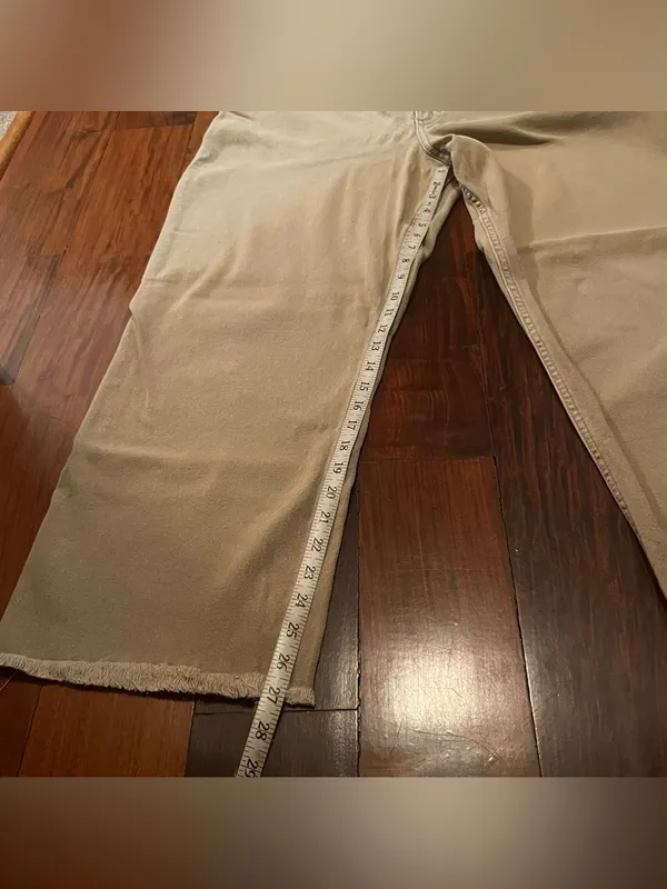 Hollister Women’s Khaki Ultra High-rise Denim Dad Jeans - READ DESCRIPTION - Image 13