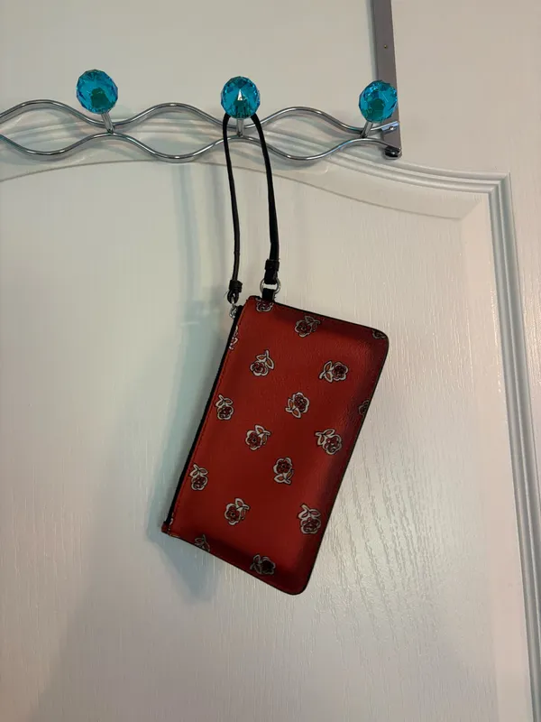 Coach Wristlet - Image 5