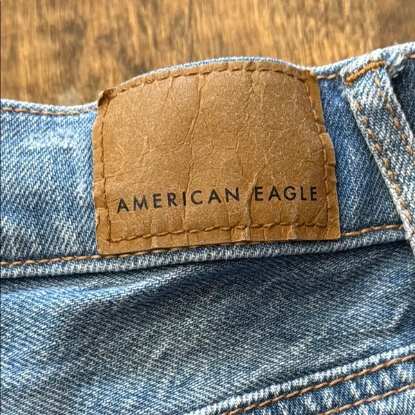 AMERICAN EAGLE Highest Rise 90’s Boyfriend Short Distressed Denim Size 6 - Image 6