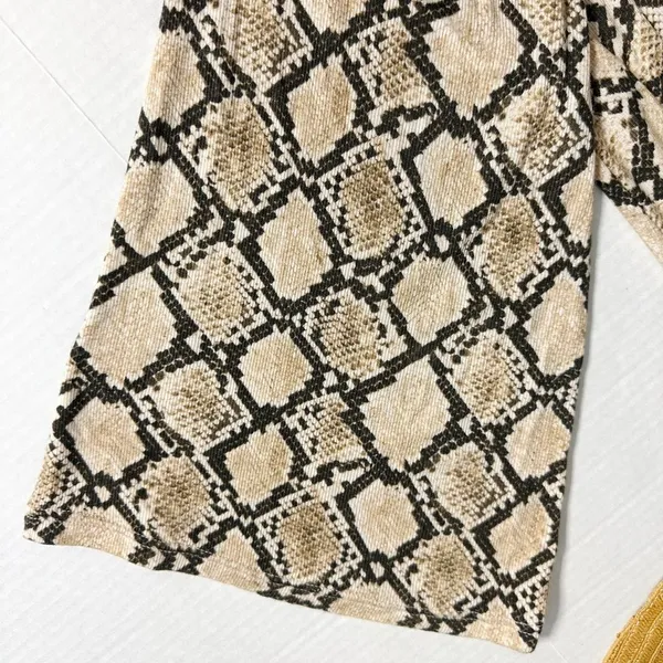 American Eagle Outfitters Snake Print Pull-On Bell Bottom Flare Pants - Image 5