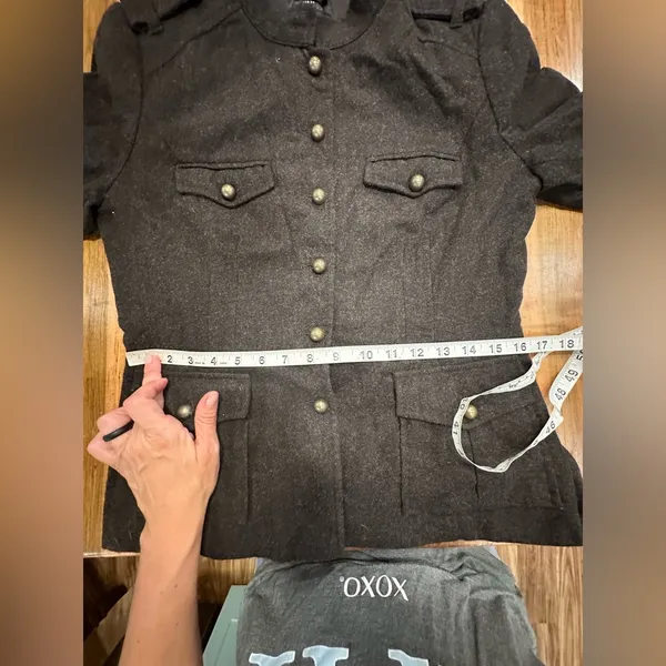 H&M Black Utility Jacket with Structured Stand Collar - Image 7