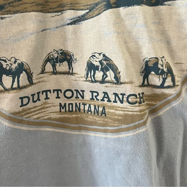 Yellowstone Dutton Ranch Graphic Tee Large Blue Short Sleeve Montana Shirt - Image 6