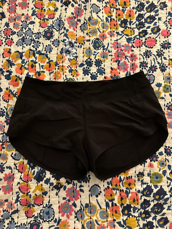 Lululemon Speed Up 2.5" Low-Rise Shorts - Image 3