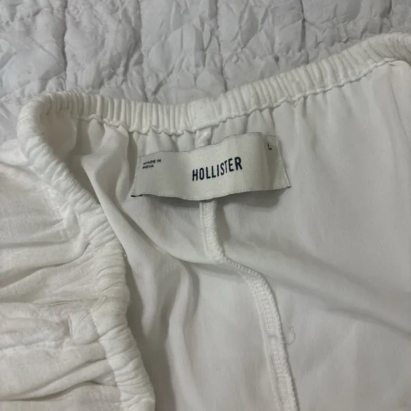 Hollister white maxi skirt - Image 3