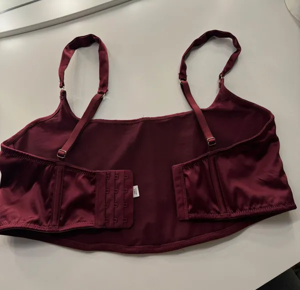 Auden Target Satin Top Size M - Image 2