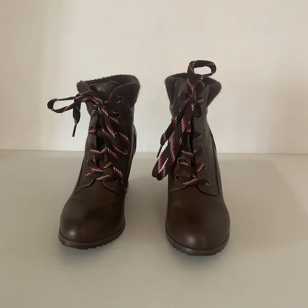 Nautica Women’s Brown Lace Up Wedge Ankle Boots Size 5.5 Knit Cuff - Image 4