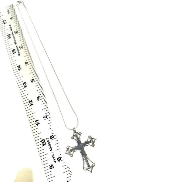 Silver tone rhinestone cross necklace - Image 8