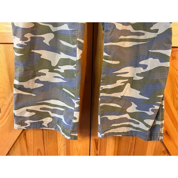 Cabela's Womens Bayou Pants Camo Cotton Ripstop Size 14/14 (4191) - Image 2