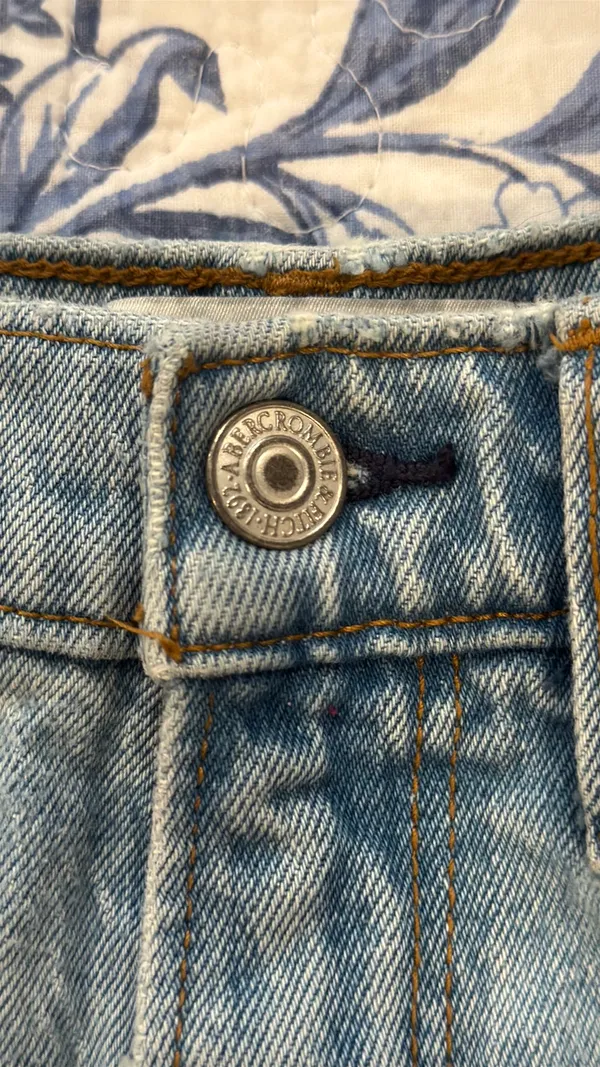 Abercrombie Shorts Mid-Rise - Image 4