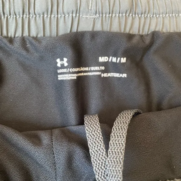 Under armour grey athletic shorts - Image 2