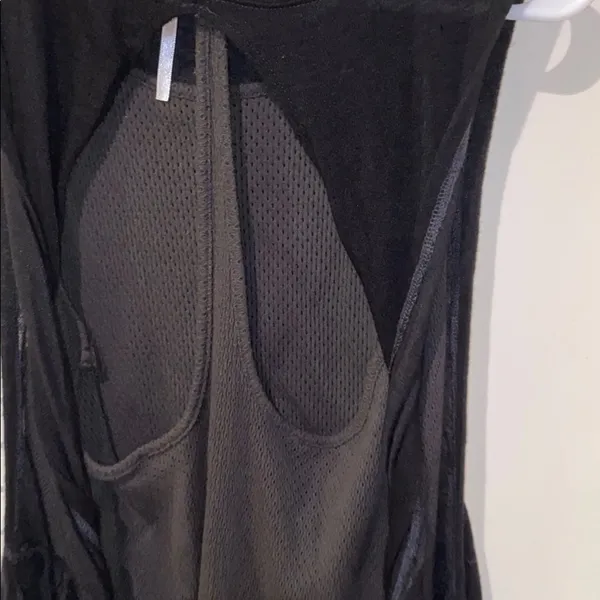 Free People Women’s Workout Shirt - Image 3