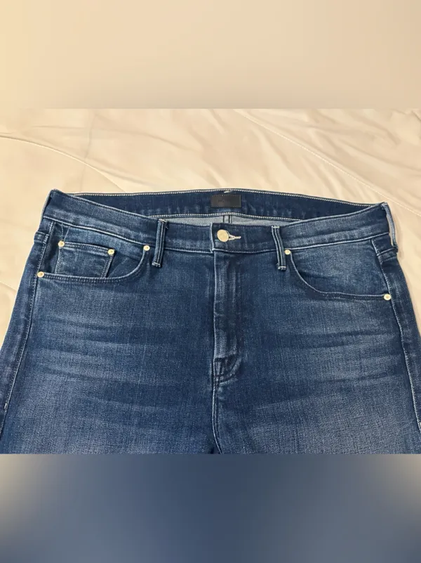 MOTHER The Down Low Weekender Heel in the color High Tide -Flare Jeans - Size 34 - Image 7