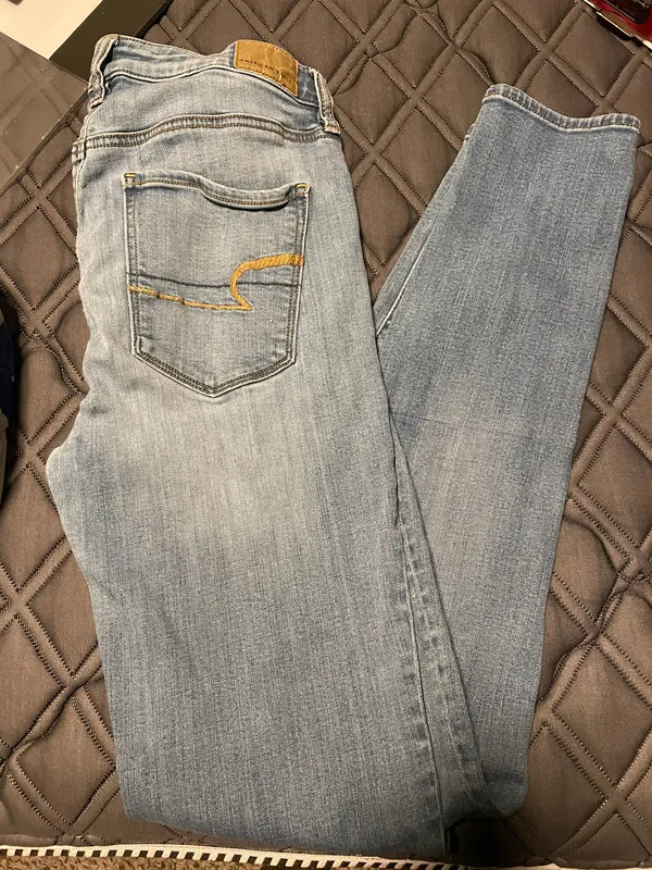 American Eagle Jeans - Image 2