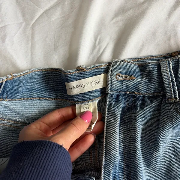 REWASH Blue denim shorts with frayed hem and distressed details #summer - Image 3