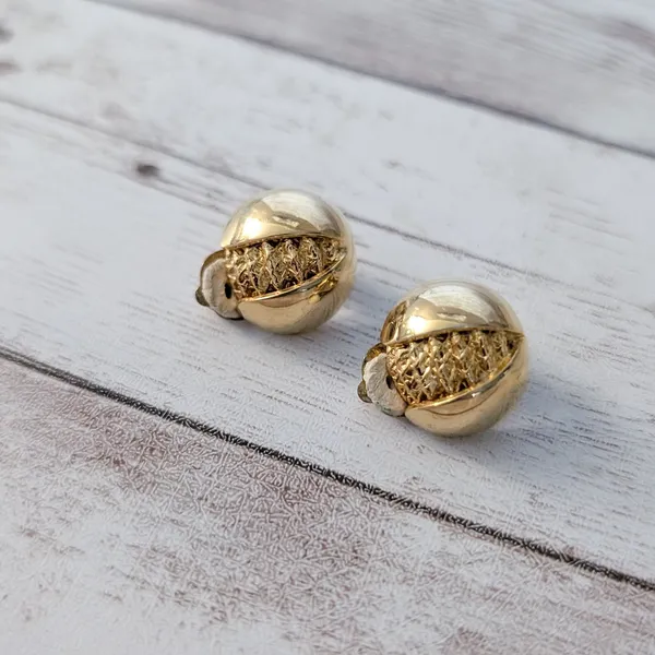 Vintage Clip On Earrings 5/8" Stylish Gold Tone with Design - Image 2