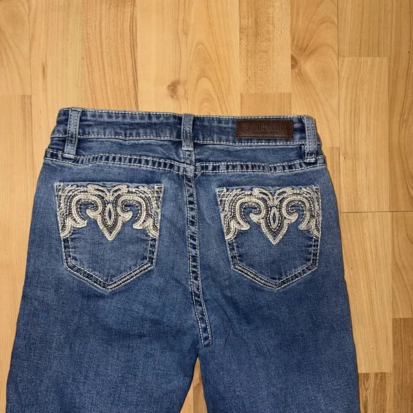 Rock and Roll Denim Cowgirl Women 26x32 distressed Mid Rise Bootcut Jeans - Image 6