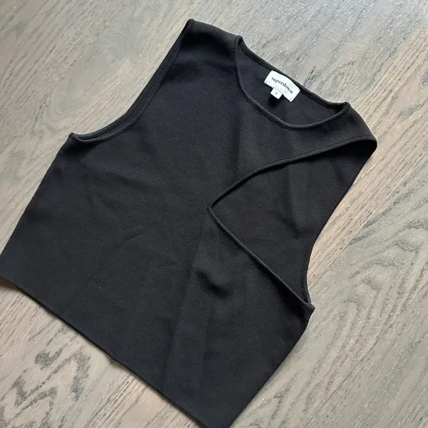 Nora Cutout Top - Image 8