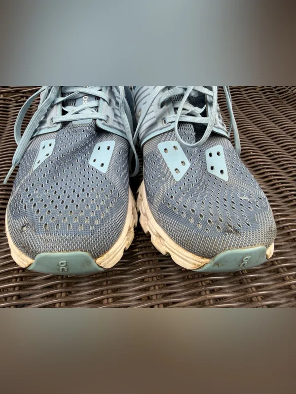 On Cloud Size 9.5 On Cloudswift Lake Sky Women Sneaker Shoe - Image 3