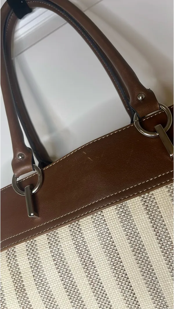 CHAPS Purse Shoulder - Image 3