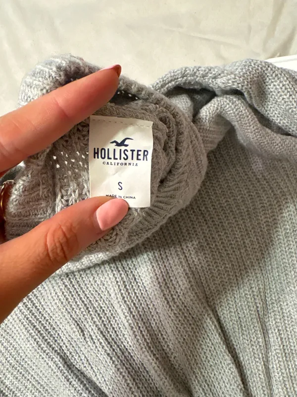 Hollister Sweater - Image 3