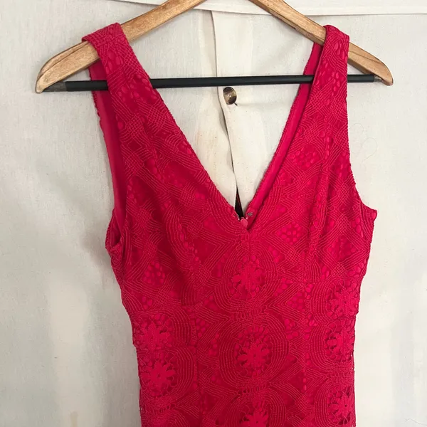Anthropologie Maeve Camari Red Lace Column Dress - Image 4