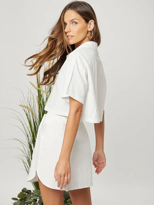 Boutique NWOT White Drop Shoulder Crop Blouse & Skirt Set. Size Medium - Image 4