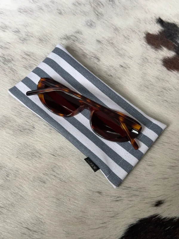 J.Crew Sunglasses Tortoise Shell - Image 2